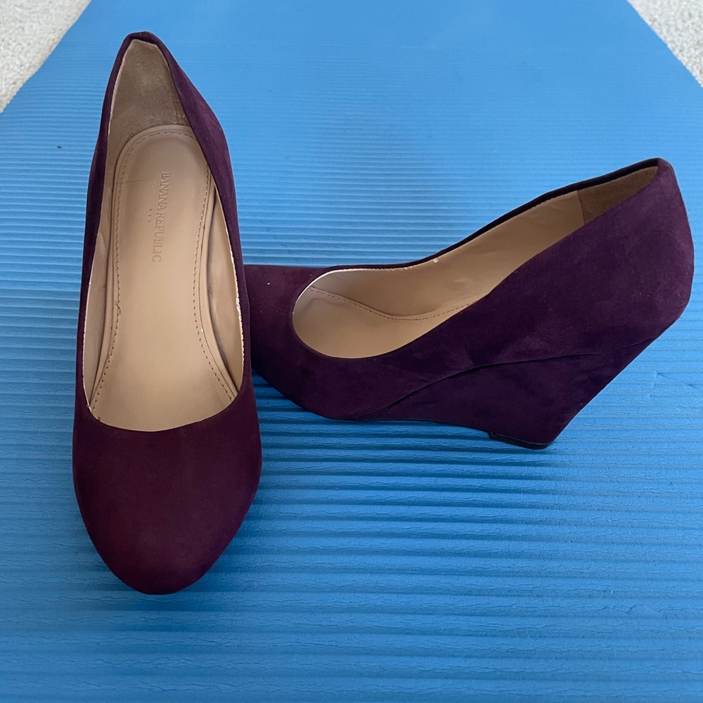 Banana Republic Purple Wedge Shoes Elegant Design